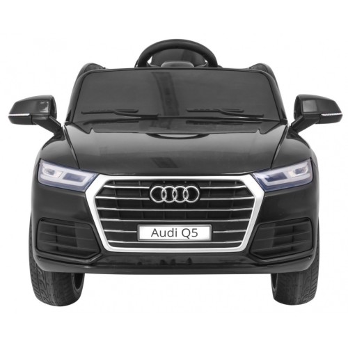 Vehicle Audi Q5-SUV LIFT Black