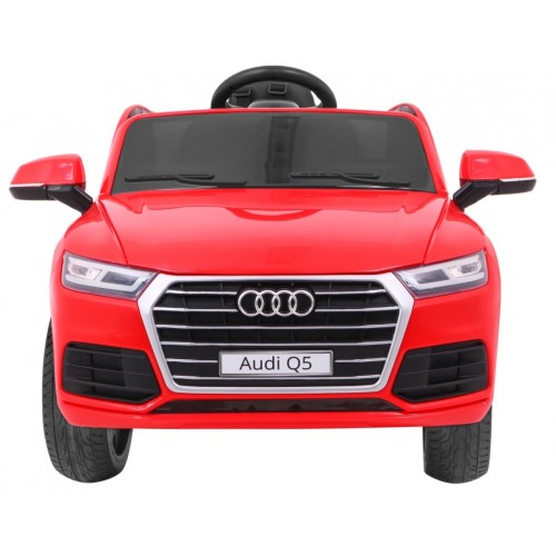 Vehicle Audi Q5-SUV LIFT Red