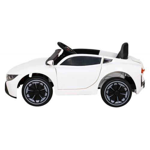 Vehicle Fast Wind White