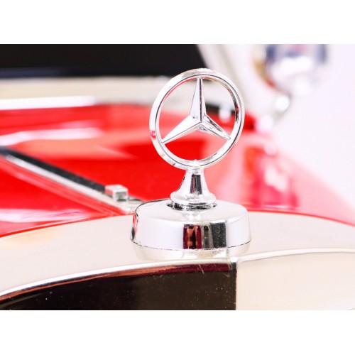 Vehicle Mercedes Benz Retro Type 540A Red