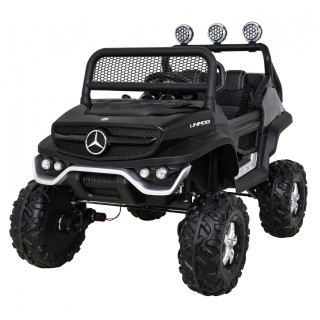 Vehicle Mercedes BENZ UNIMOG Black