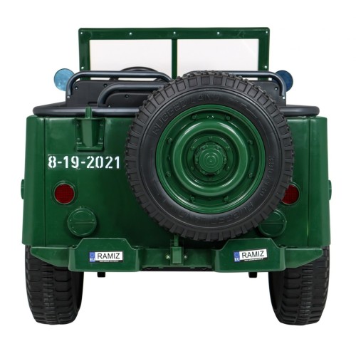 Retro Military Vehicle 4x4 Green