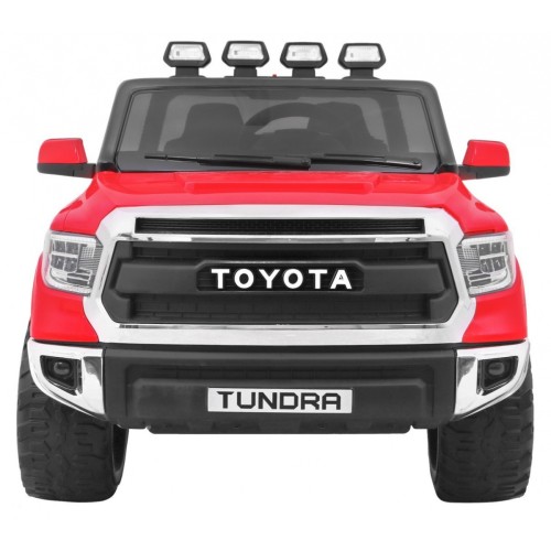 Vehicle Toyota Tundra Red