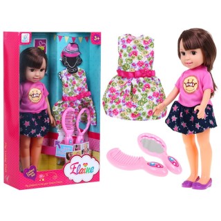 A Set Of Fashion Doll Brunette