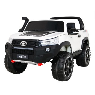 Vehicle Toyota Hilux White