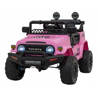 Toyota FJ Cruiser Pink
