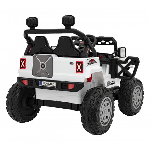 OFF ROAD Speed vehicle White