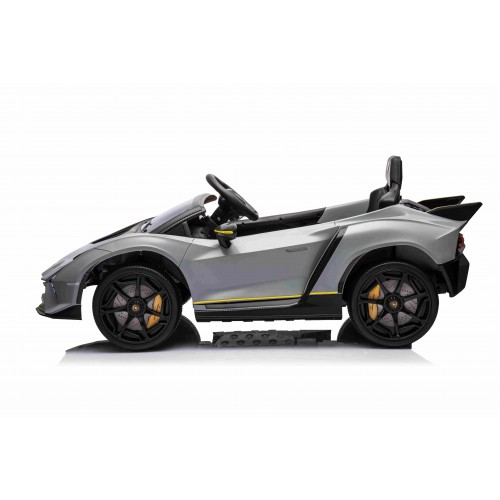 Lamborghini Invencible vehicle Grey