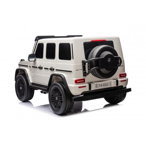 Mercedes Benz G63 AMG XXL vehicle STRONG White