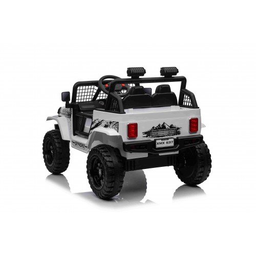 Vehicle OFF ROAD 4x4 SPORT White