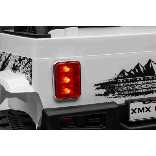 Vehicle OFF ROAD 4x4 SPORT White