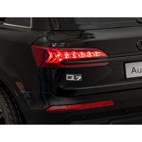 Audi Q7 NEW LIFT vehicle Black