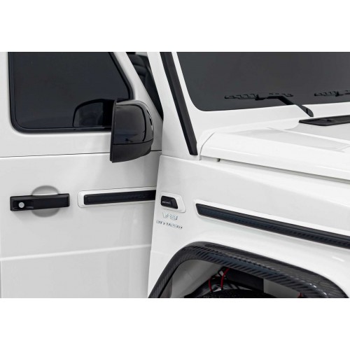 Mercedes Benz G63 AMG XXL MP4 vehicle White