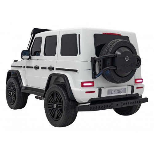 Mercedes Benz G63 AMG XXL vehicle White