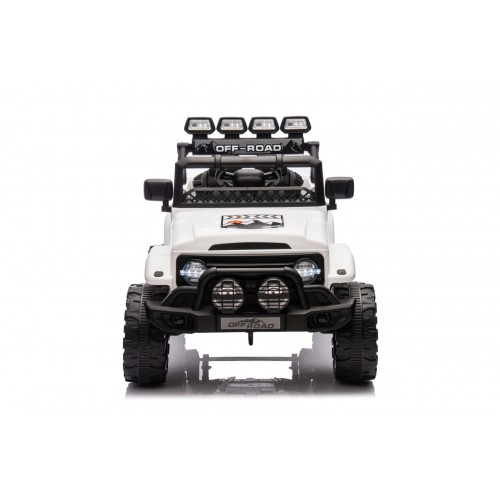 Off-Road CLIMBER vehicle White