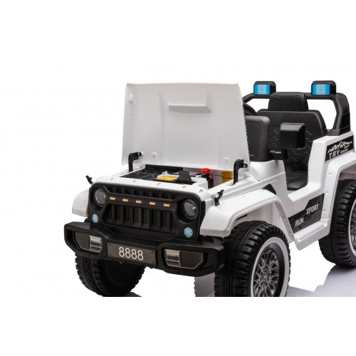 Off Road Vehicle MOUNTAIN White