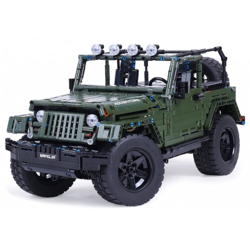 Off-Road Car Block Set 2078 pieces. Green