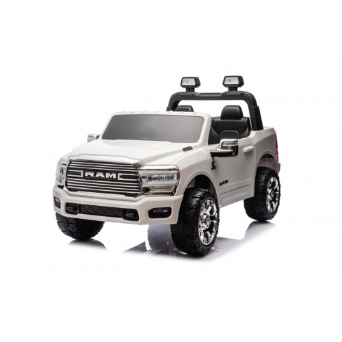 RAM 3500 White Vehicle