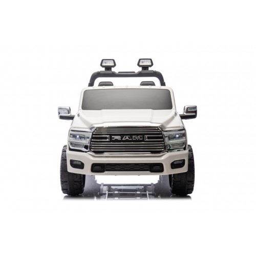 RAM 3500 White Vehicle