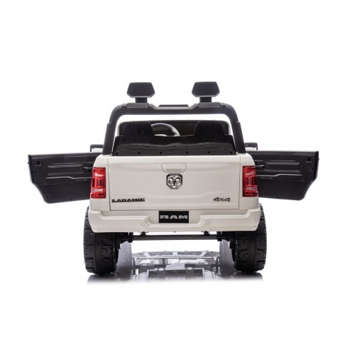 RAM 3500 White Vehicle