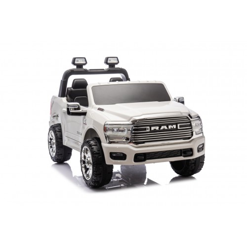 RAM 3500 White Vehicle