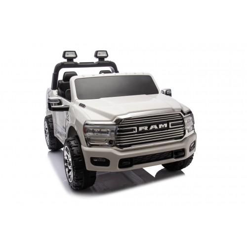RAM 3500 White Vehicle