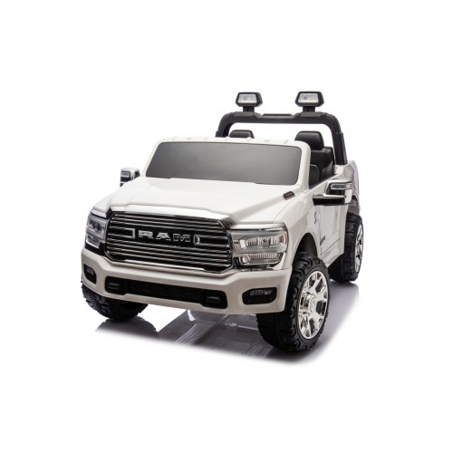 RAM 3500 White Vehicle