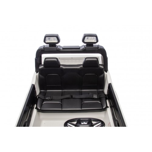 RAM 3500 White Vehicle