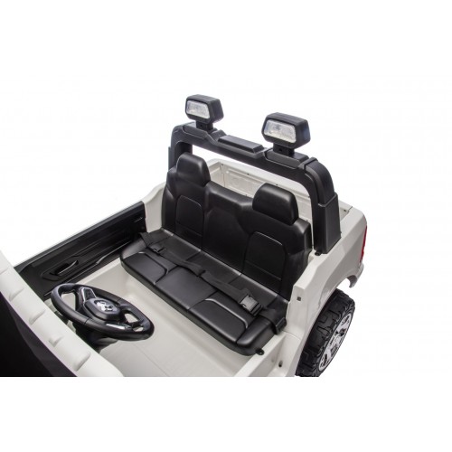RAM 3500 White Vehicle