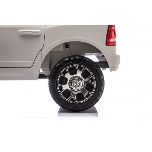 RAM 3500 White Vehicle
