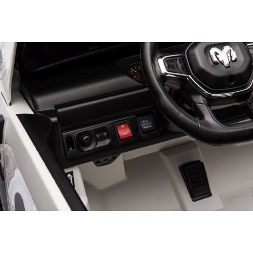 RAM 3500 White Vehicle