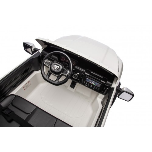 RAM 3500 White Vehicle