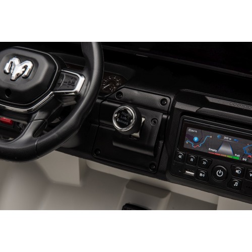 RAM 3500 White Vehicle