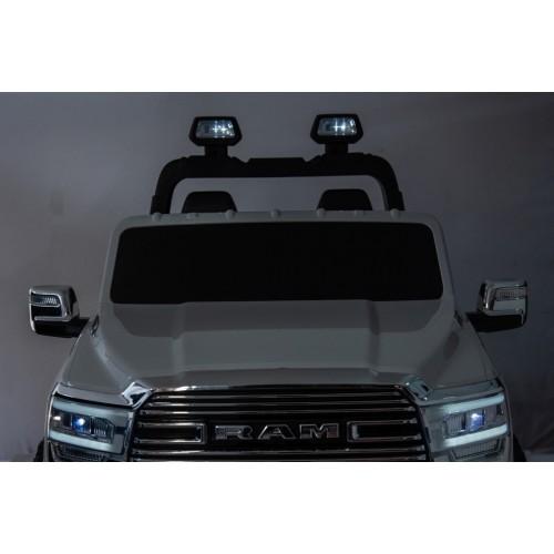 RAM 3500 White Vehicle