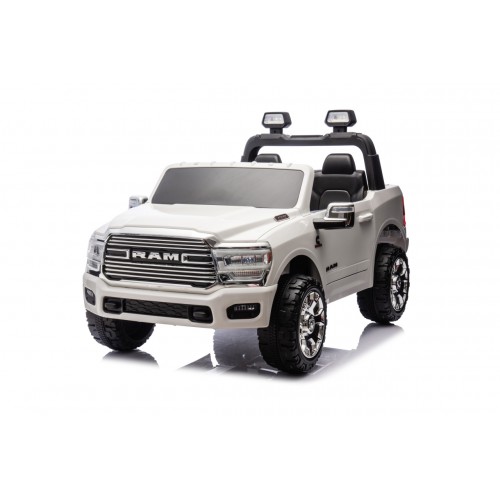 RAM 3500 White Vehicle