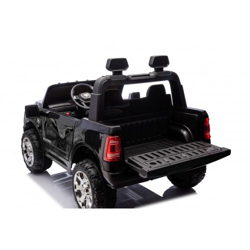 RAM 3500 Black Vehicle