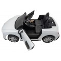 Audi Spyder R8 LIFT vehicle White