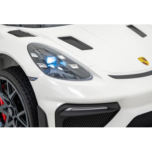 Porsche 718  vehicle Painting White