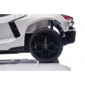 Lamborghini Revuelto XL STRONG White vehicle