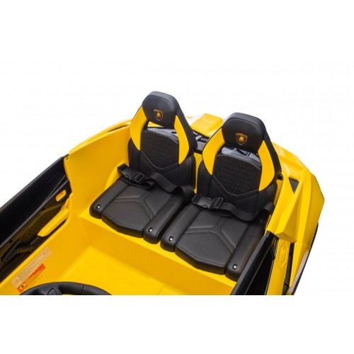 Vehicle Lamborghini Revuelto XL STRONG Yellow