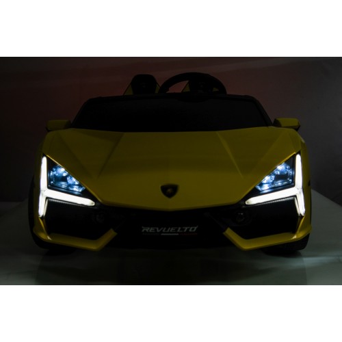 Vehicle Lamborghini Revuelto XL STRONG Yellow