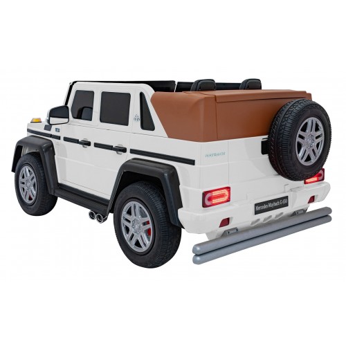 Vehicle Mercedes Benz MAYBACH G650 STRONG White