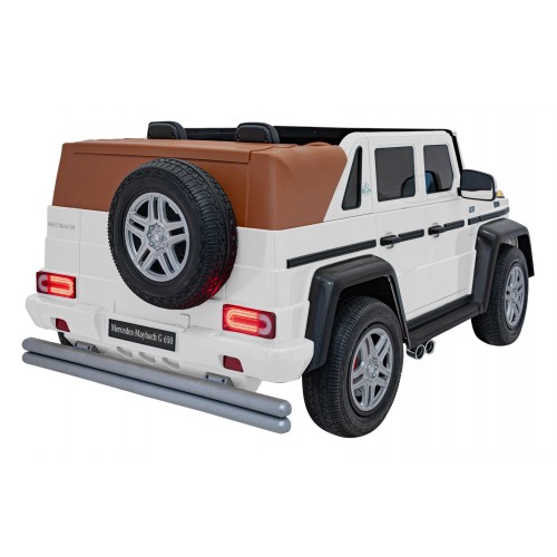 Vehicle Mercedes Benz MAYBACH G650 STRONG White