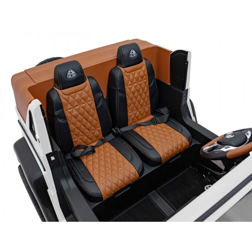Vehicle Mercedes Benz MAYBACH G650 STRONG White