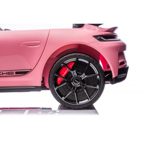 Vehicle Porsche 911 GT 3 STRONG Pink