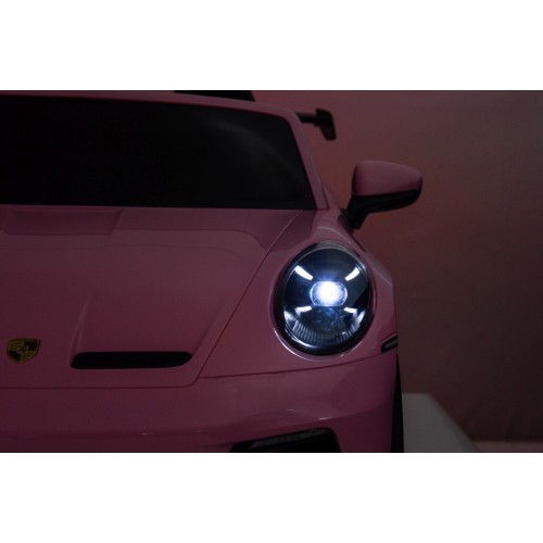 Vehicle Porsche 911 GT 3 STRONG Pink