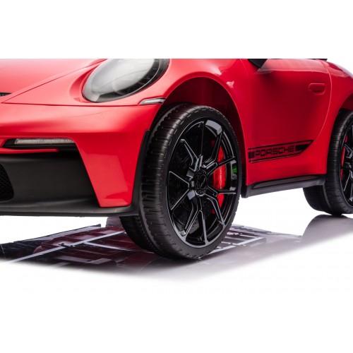Vehicle Porsche 911 GT 3 Red MP4