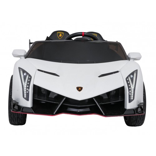 Vehicle Lamborghini Veneno White