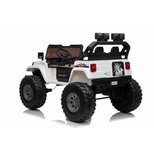 Extreme Sport Variable Size 4x4 Vehicle White