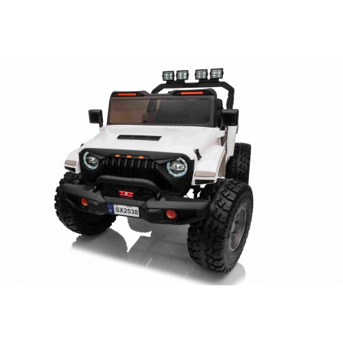 Extreme Sport Variable Size 4x4 Vehicle White